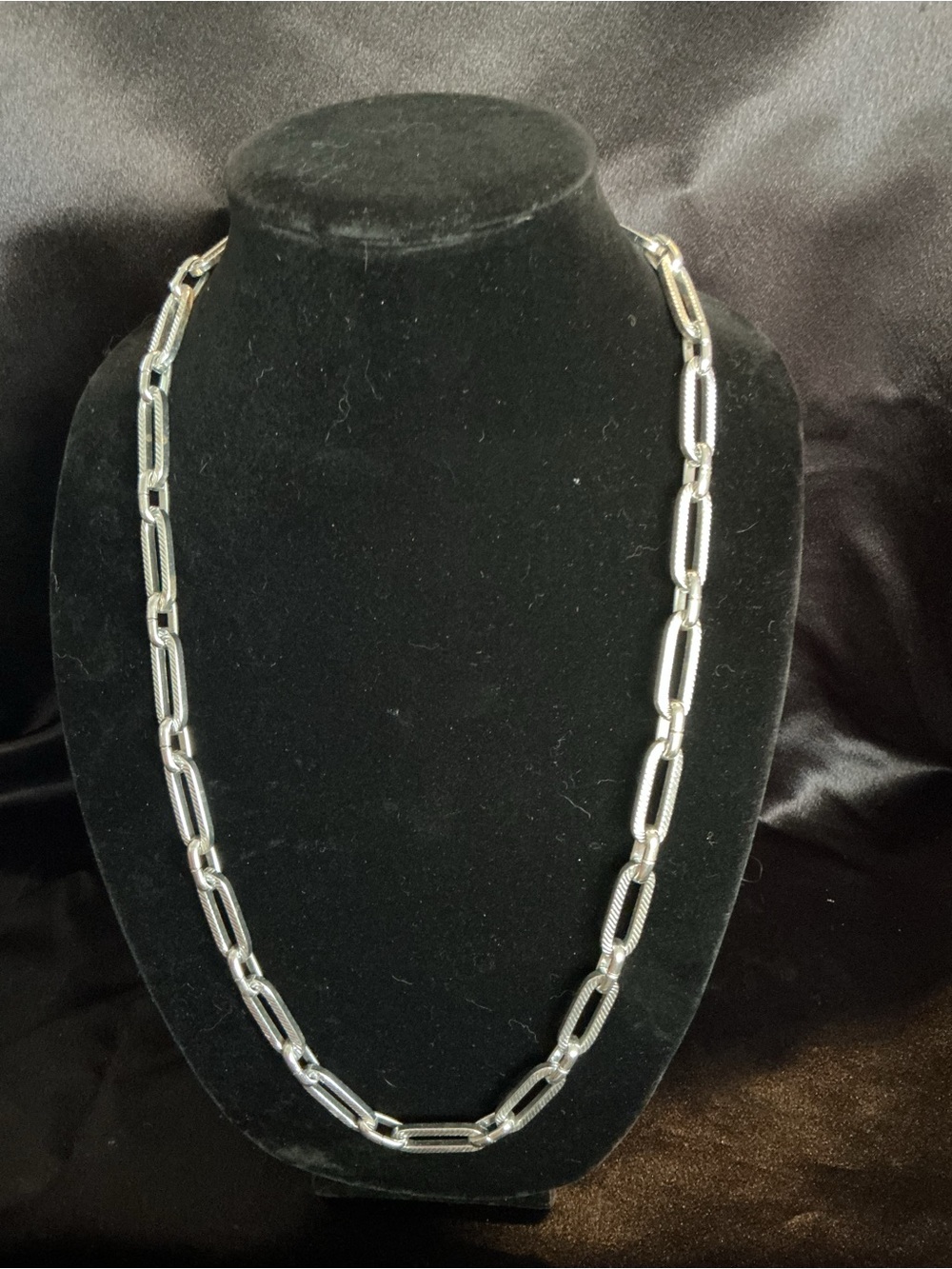 Vintage Sarah Coventry Silver Toned Paperclip Link Necklace